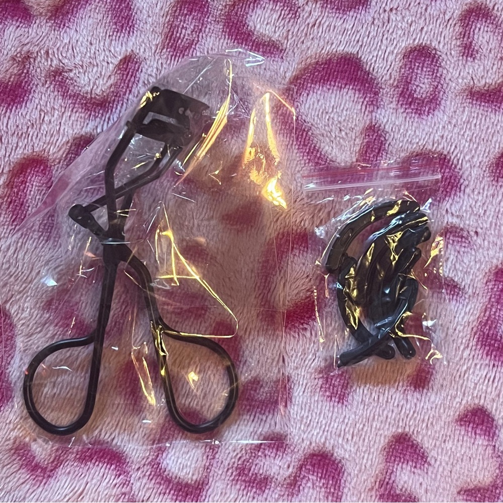 Eyelash Curler